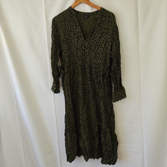 Rails Maple Leopard Print Vneck Midi Dress Size Small - Picture 8 of 16